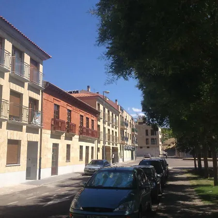 Lejlighed Turistico Puente P3 Bajo - B *